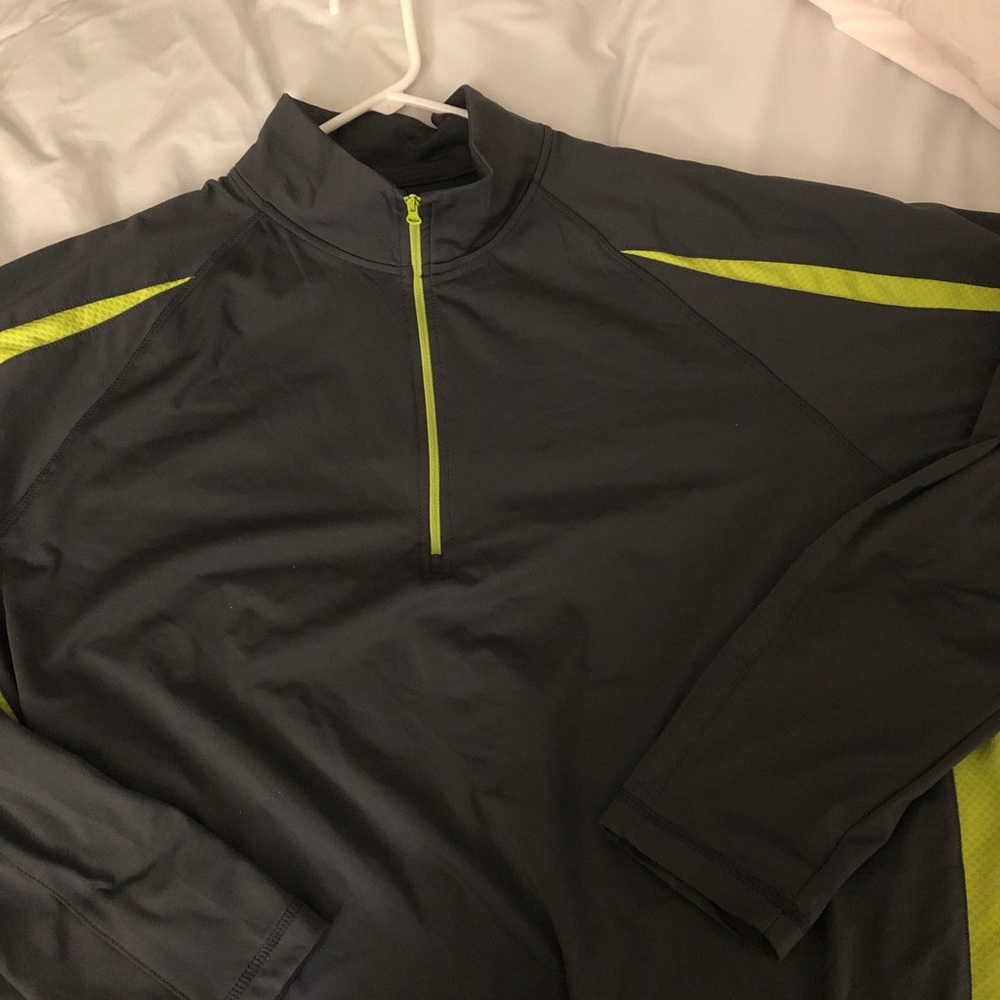Men’s XXL quarter zip pullover